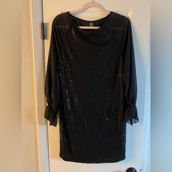 SHEIN Dresses & Skirts - Shein Plus Size Flounce Sleeve Contrast Sequins Dress